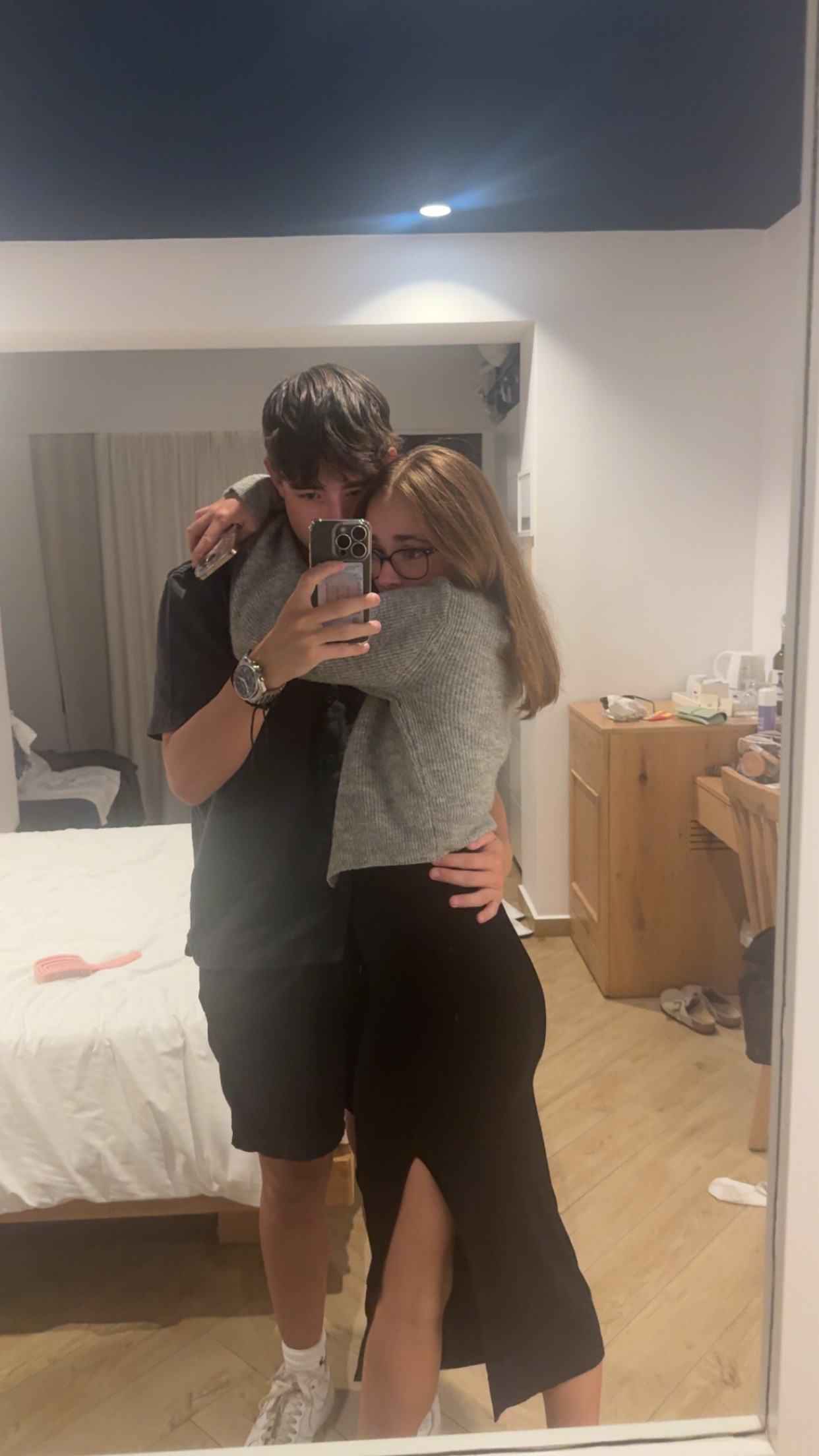 CjMKL1NuYXBjaGF0LzEzLjYyLjEuMCAoaVBob25lMTYsMTsgaU9TIDI2LjA7IGd6aXApIAI=